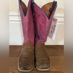 Justin Square Toe Cowboy 🤠 Boots